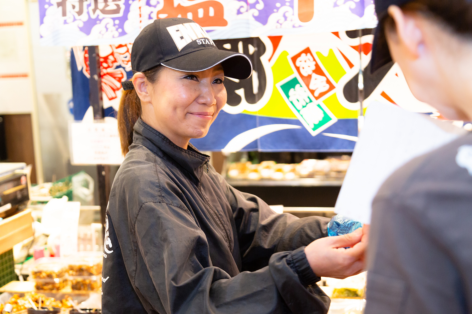 塩干物　試食販売